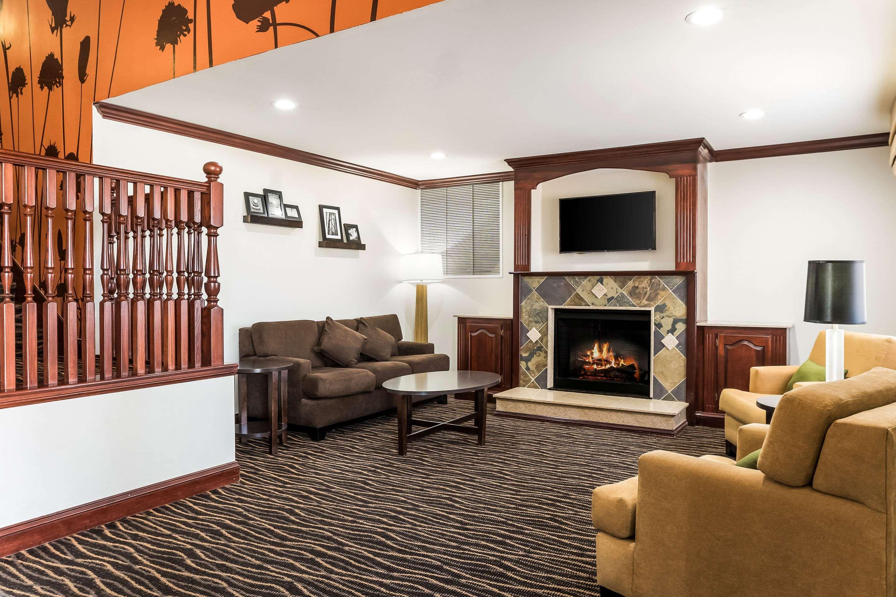 Sleep Hotel North Liberty